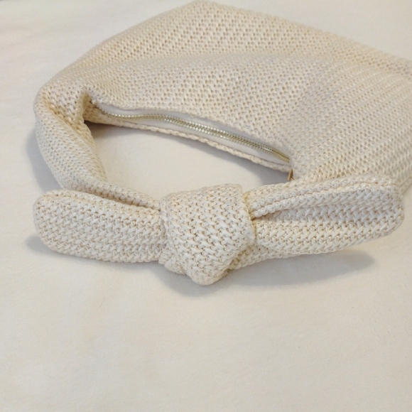 Urban Expressions Cream Knit Hobo Bag - Picture 3 of 8